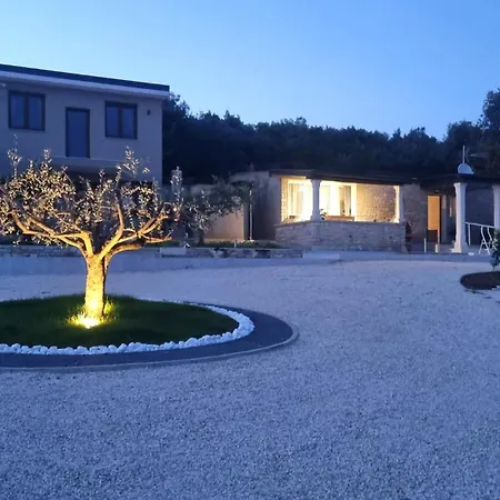 Monsena Olive Apartment *