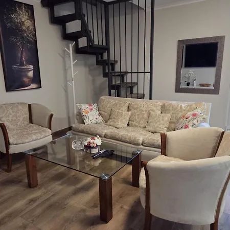 Apartment Monsena Olive